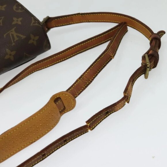 LOUIS VUITTON Monogram Saint Cloud PM Shoulder Bag M51244 LV Auth 140997 - Picture 8 of 16